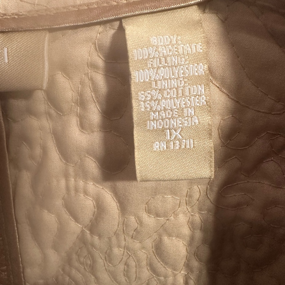 Kate Hill Metallic waffle Gold Jacket size 1X, Preloved excellent condition - Picture 3 of 11